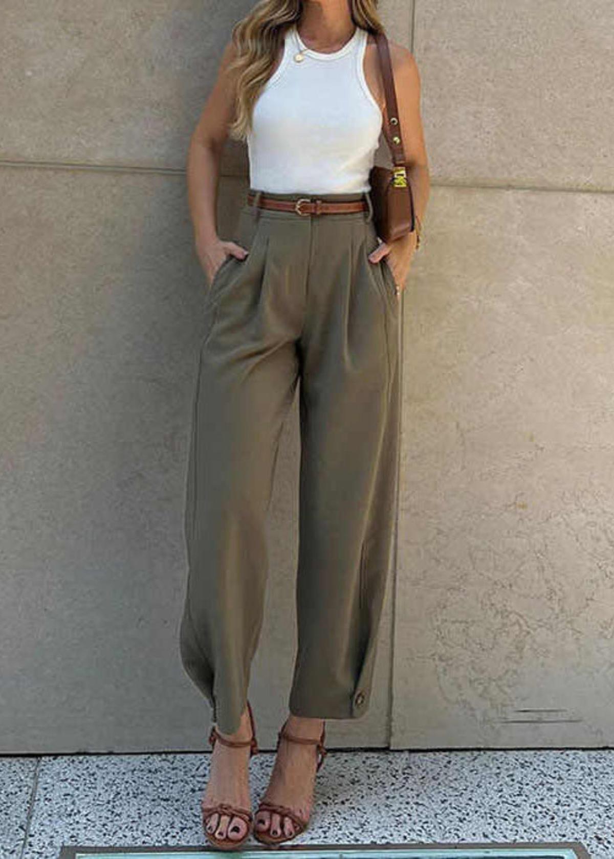 Pleated High Waist Buttoned Cropped Pants