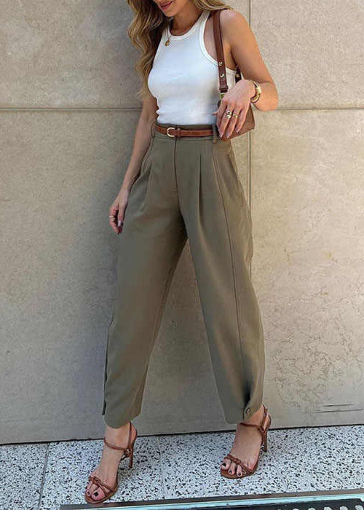 Pleated High Waist Buttoned Cropped Pants
